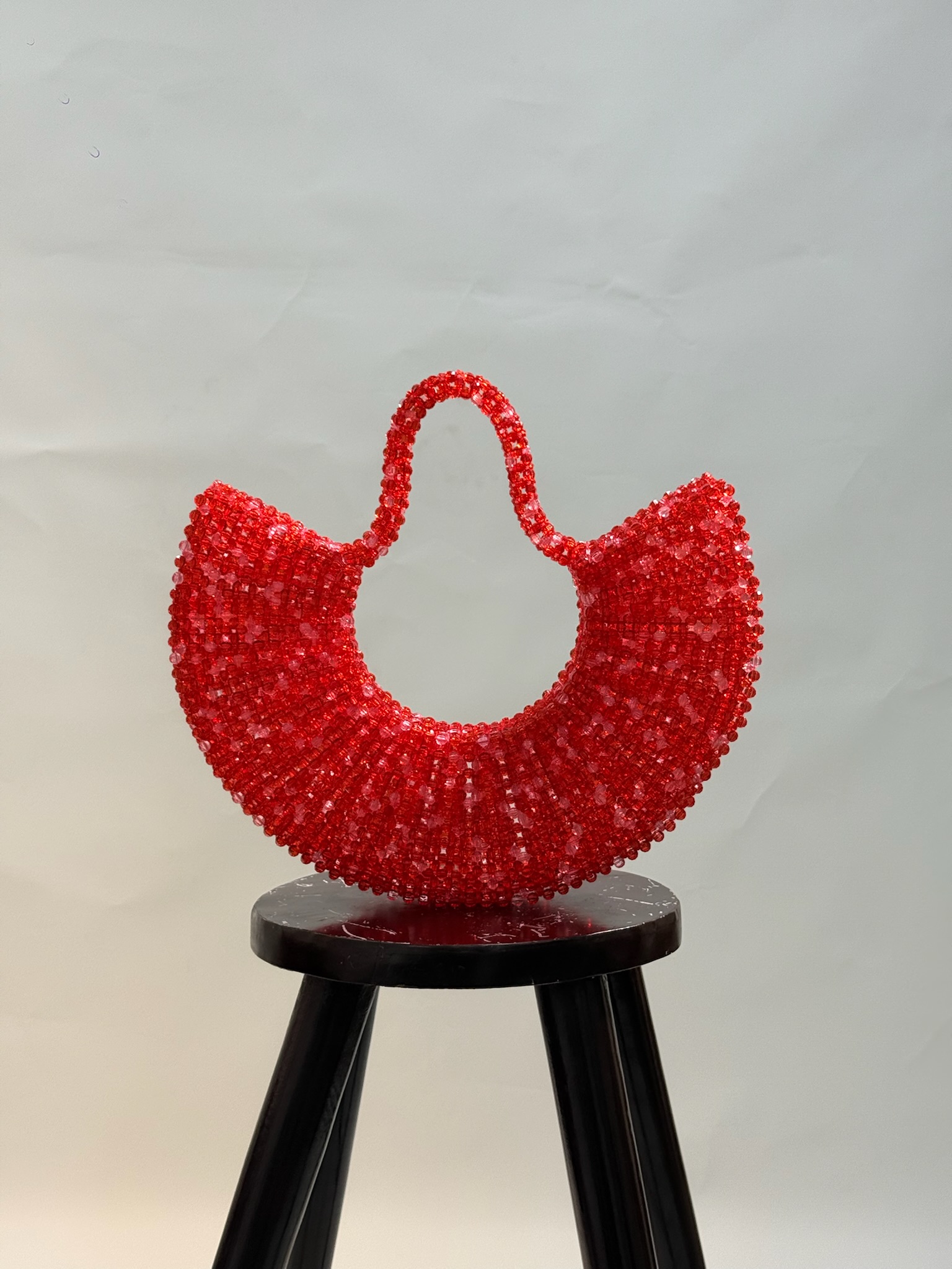 Queens arc beaded bag